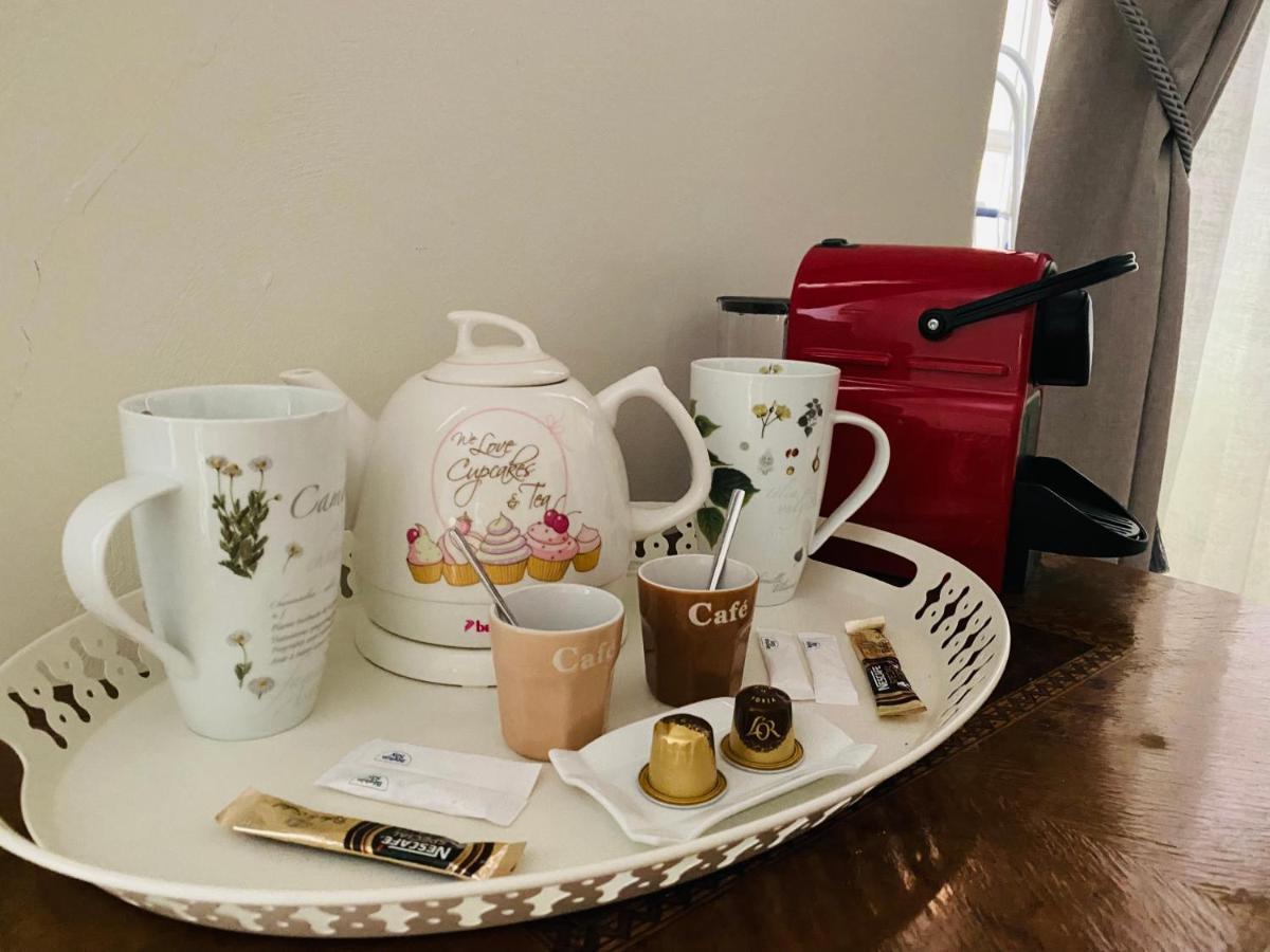 Gite Des Carmes And Spa Le Thor Bagian luar foto