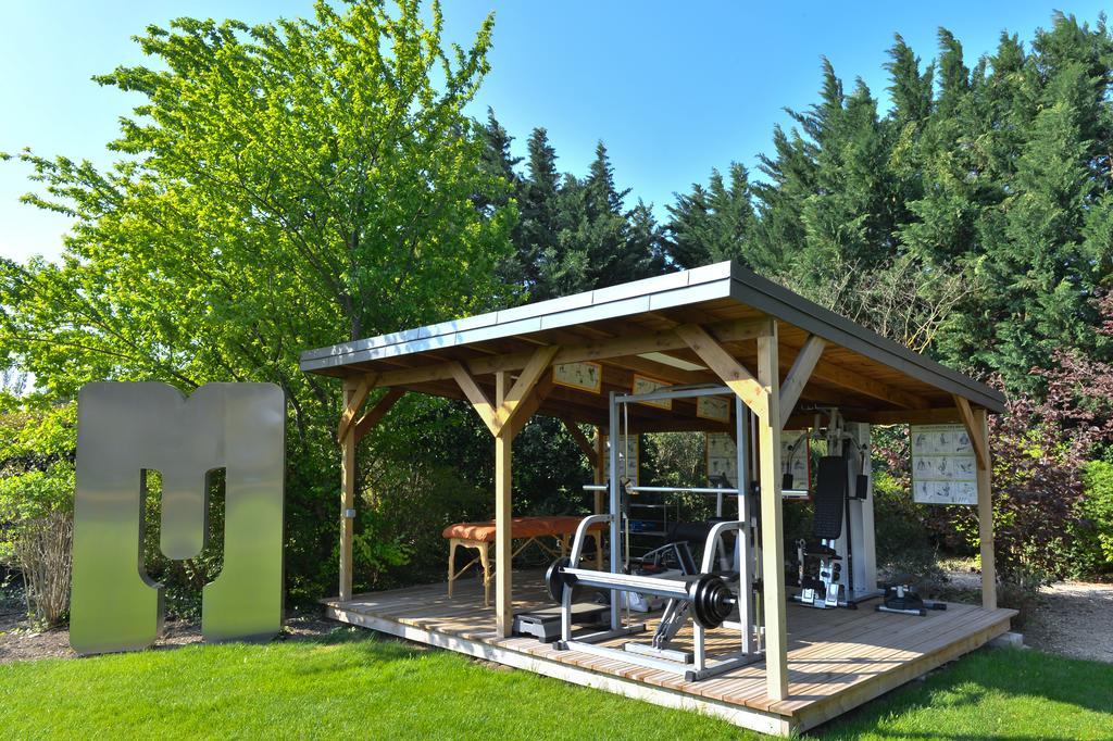 Gite Des Carmes And Spa Le Thor Bagian luar foto