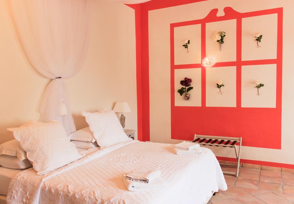 Gite Des Carmes And Spa Le Thor Bagian luar foto