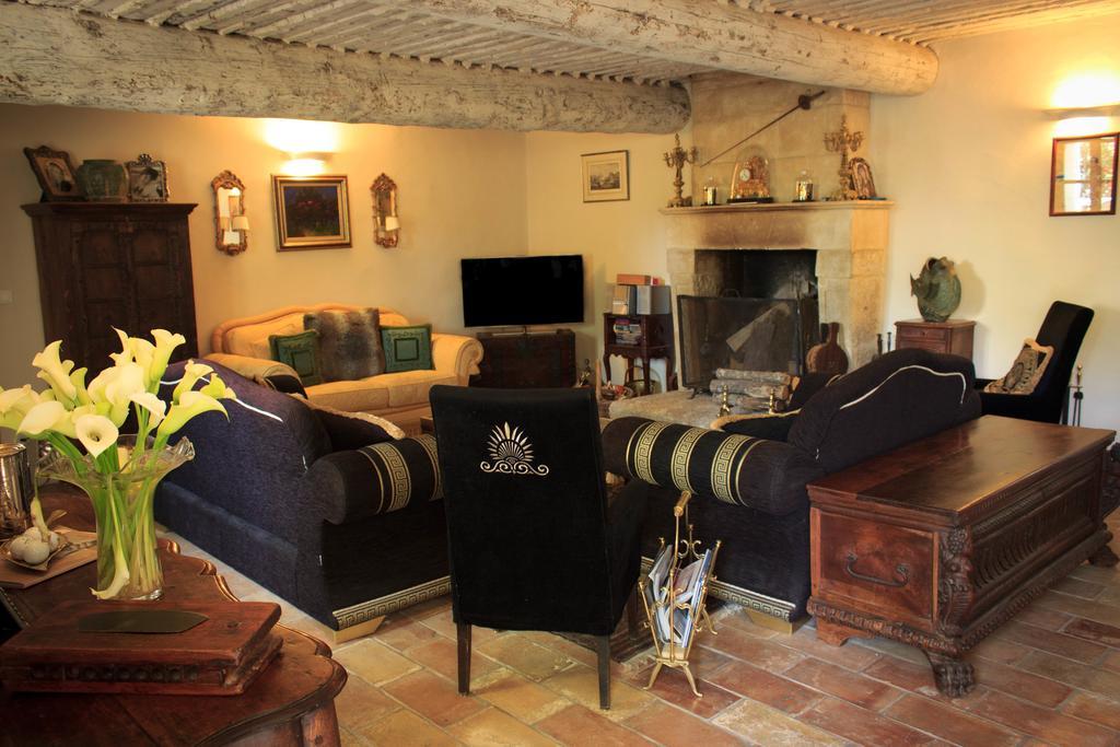 Gite Des Carmes And Spa Le Thor Bagian luar foto