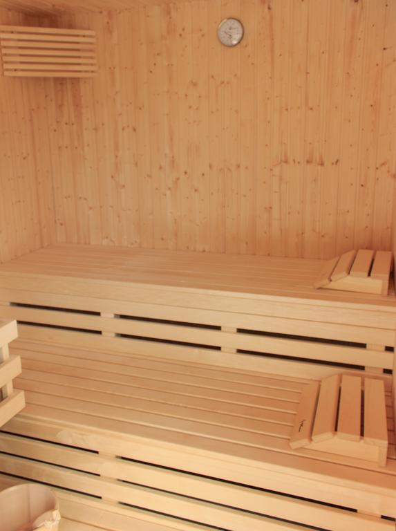 Gite Des Carmes And Spa Le Thor Bagian luar foto
